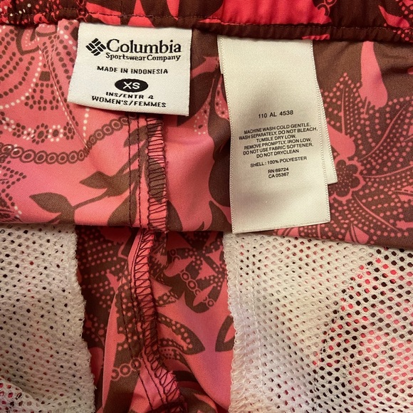 Columbia women’s athletic shorts. - Picture 3 of 4
